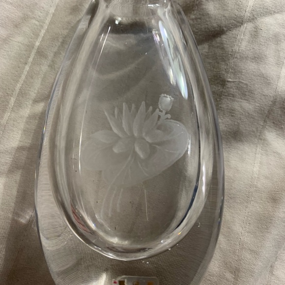 Kosta Sweden small crystal vase - Picture 3 of 5